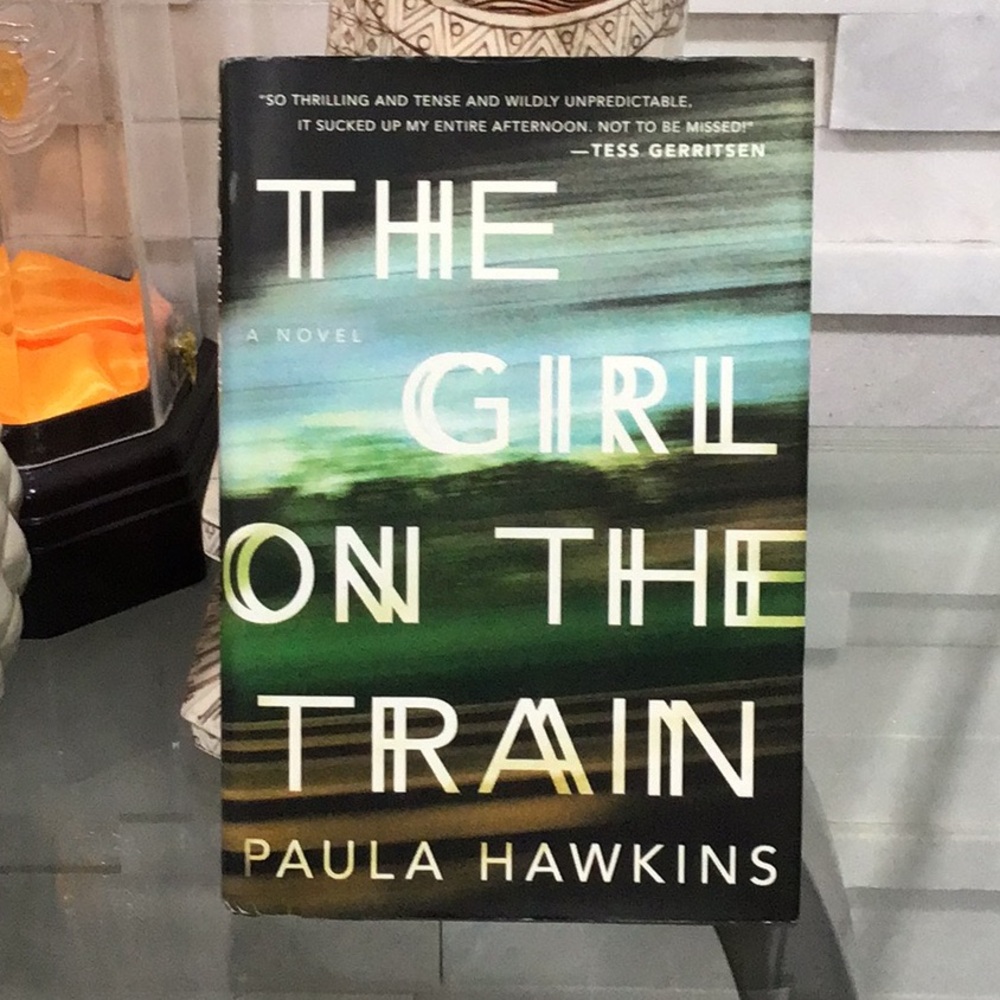 📚The Girl On The Train by Paula Hawkins Hardcover Mystery Thriller Suspense